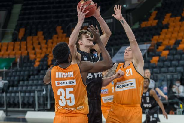 到民众耳中 到民众耳中