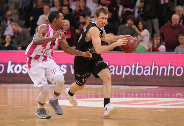 军目标更近 军目标更近